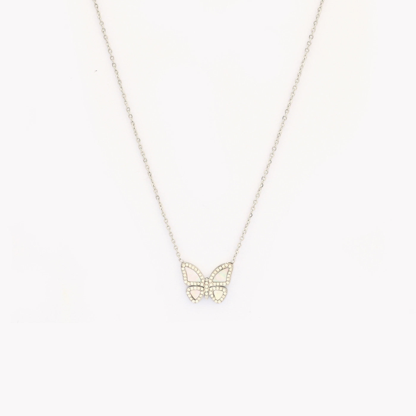 Colar borboleta madrepérola
