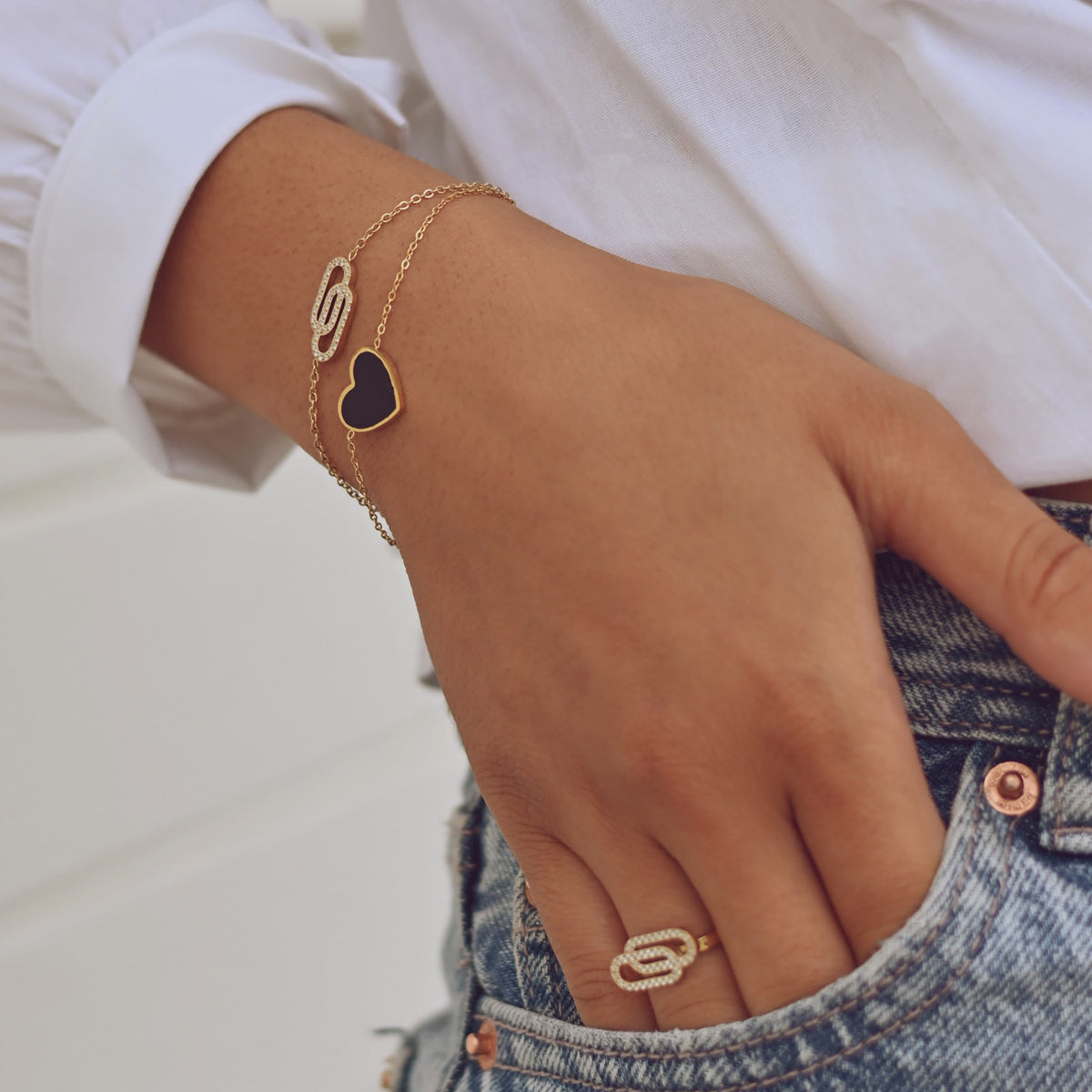 Pulseira coração  preto